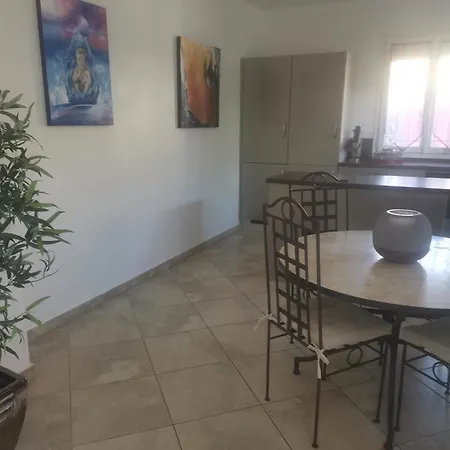 Holiday home D'hotes Dans - Les Maures - D'artiste 